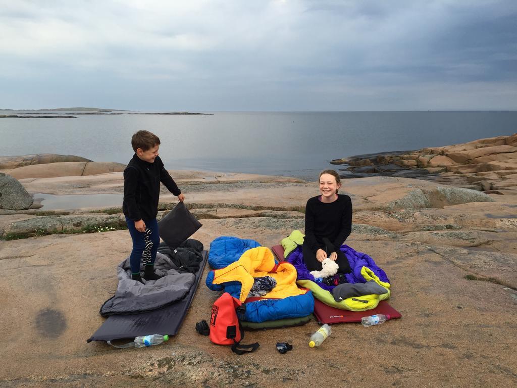 Accommodation For 2 In The Center City Of Lysekil Exterior photo